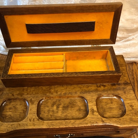 Vintage Men’s 2 Tier Wooden Valet from Kimco Jewelry Box Trinket Box - Picture 12 of 15